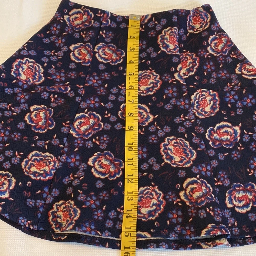 Hollister Matching Set sleeveless cropped top and skirt size XS